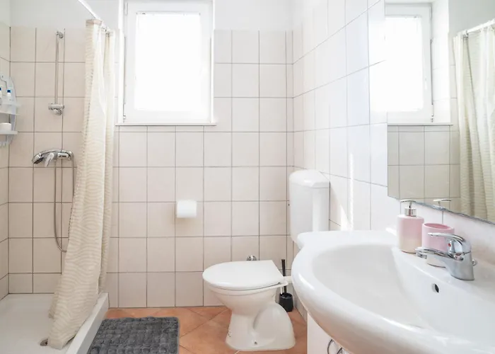 The Orange House 아파트 *