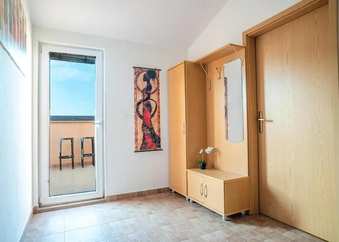 The Orange House * 이졸라