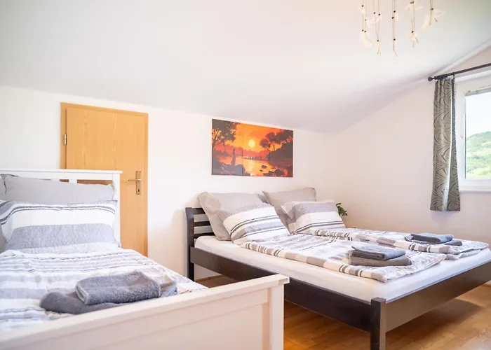 아파트 The Orange House 이졸라