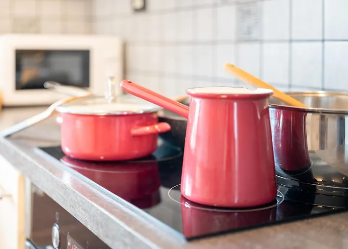 아파트 The Orange House